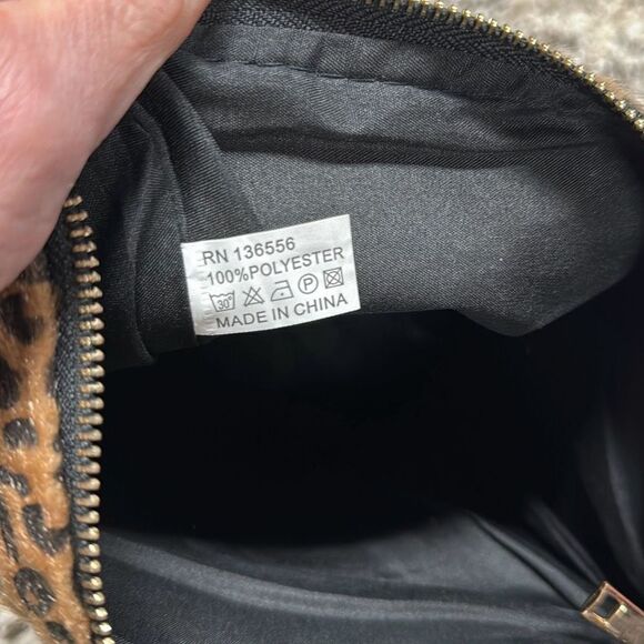 Leopard Faux Fur Wristlet Clutch - Picture 7 of 7